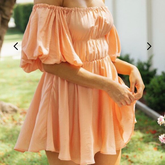 Toperth Dresses & Skirts - Off shoulder puff sleeve dress